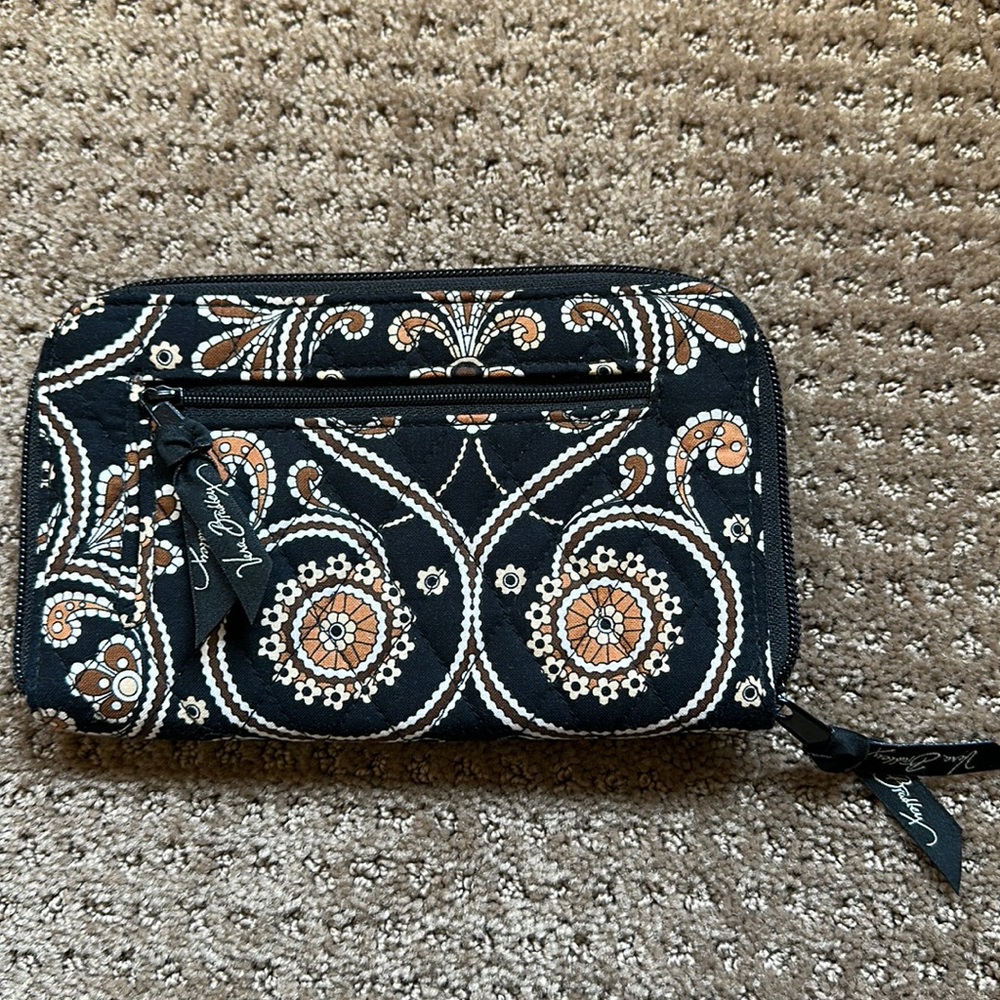 Vera Bradley quilted cotton wallet
